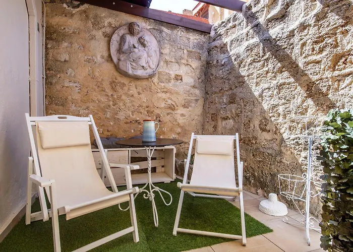 Old Town Corner Luxury