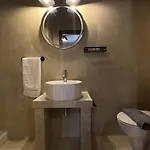 Old Town Corner Luxury Aparthotel