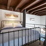 Old Town Corner Luxury