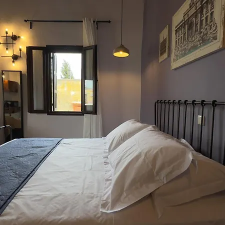 Old Town Corner Luxury Апарт-отель