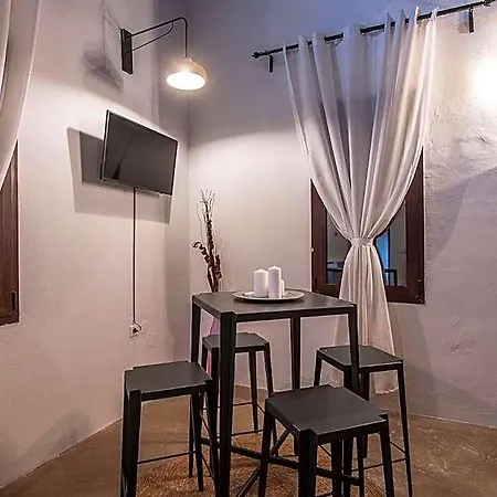 מלון דירות Old Town Corner Luxury עיר רודוס