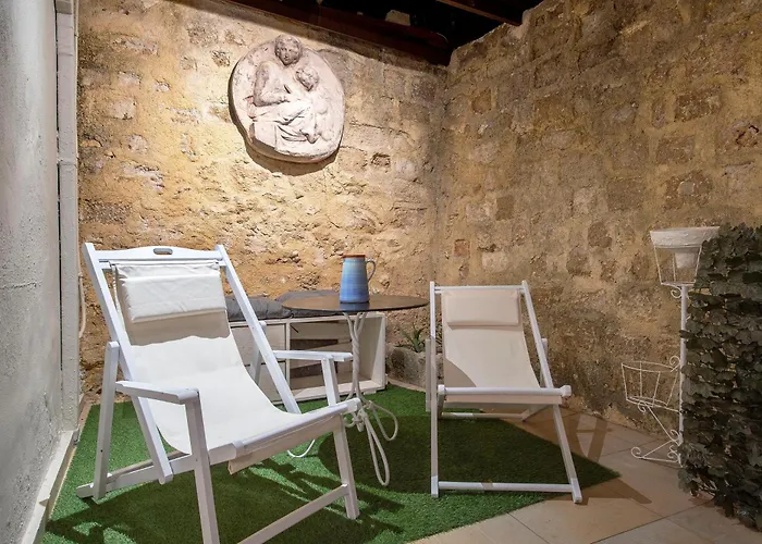 Old Town Corner Luxury Apart Otel 3*